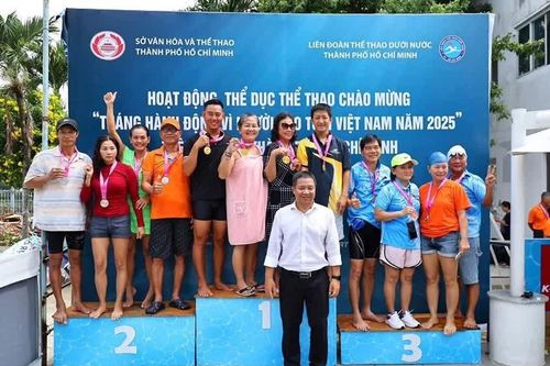 TP Hồ Chí Minh tổ chức giải bơi cho người cao tuổi
