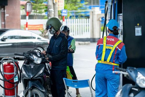Giá xăng, dầu đồng loạt giảm