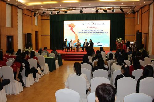 Tọa đàm chuyên đề 'Hướng dẫn viên du lịch thời cách mạng công nghiệp 4.0'