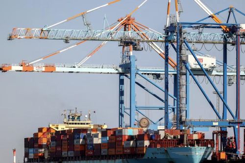 Trung Quốc vượt Mỹ thành đối tác thương mại lớn nhất của Đức