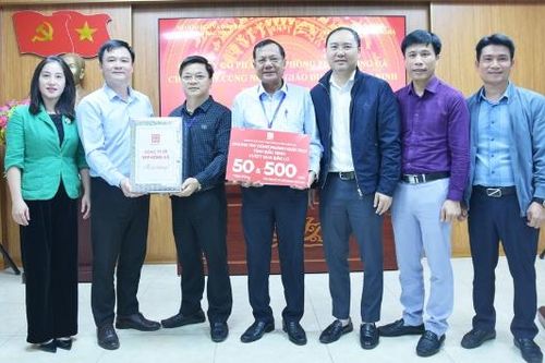 Ngành giáo dục Bắc Ninh tiếp nhận ủng hộ khắc phục hậu quả thiên tai