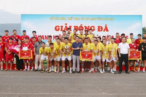 FC Phố Bản vô địch Giải Bóng đá thanh niên tỉnh Lào Cai năm 2025