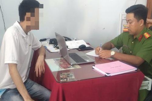 Tiếp nhận 5 người ở Vĩnh Long trở về từ Campuchia