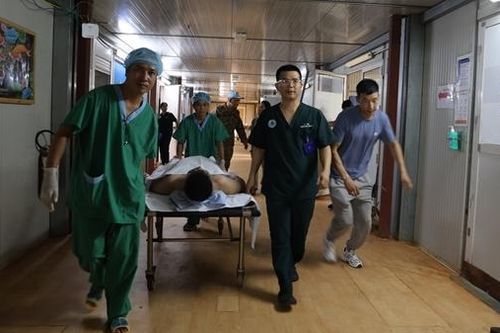 Quân y Việt Nam thực hiện thành công ca nối gân gót tại Nam Sudan