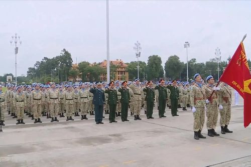 Cục Gìn giữ hòa bình Việt Nam báo công dâng Bác