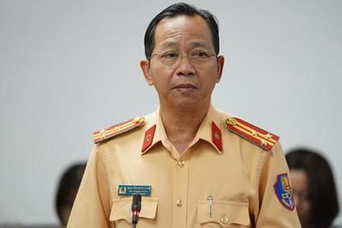 TPHCM: Tăng cường 'phạt nguội' để xử lý triệt để tình trạng xe máy leo vỉa hè