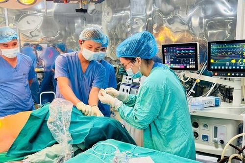 Người đàn ông thoát ung thư gan nhờ một lần tầm soát