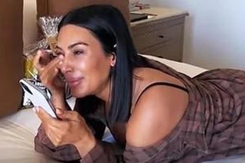 Kim Kardashian nhận tin sốc