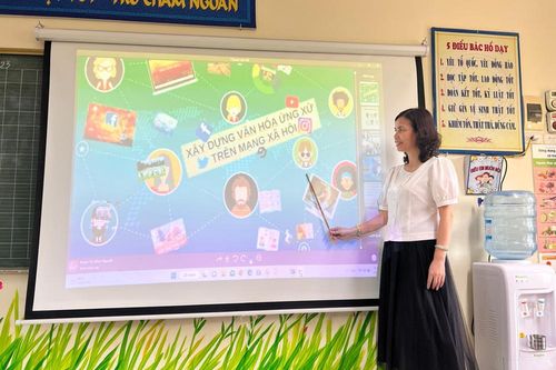 Đề cao đạo đức và trách nhiệm của người sử dụng mạng xã hội