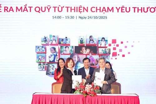 Quỹ từ thiện 'Chạm yêu thương': Nền tảng số minh bạch, bền vững
