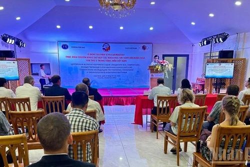 Đón tàu 'Viện sĩ Lavrentyev' phối hợp chuyến khảo sát trên vùng biển Việt Nam