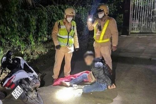 Cẩu tặc thúc thủ