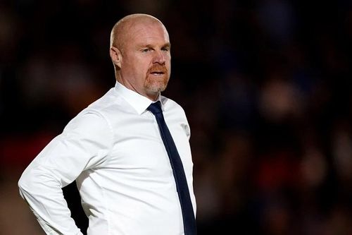 Tân HLV Sean Dyche ra mắt như mơ, đánh bại đội bóng bất bại