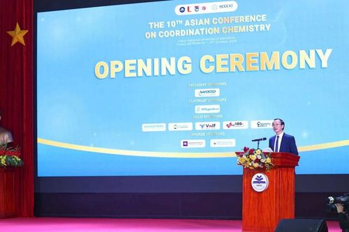 Tạo dựng hệ thống giáo dục và khoa học gắn với công nghiệp hóa, hiện đại hóa