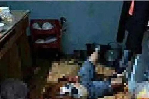 Quảng Ngãi: Chồng đến nhà trọ chém vợ cũ và 1 người khác trọng thương