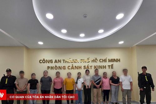 Phá đường dây làm giả nước hoa hơn 15 tỷ đồng