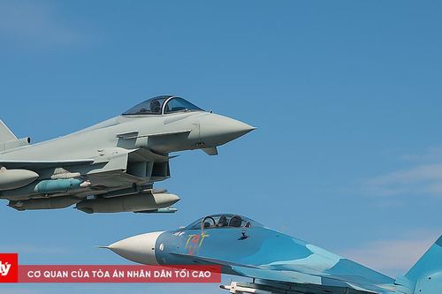 NATO báo động, điều tiêm kích Typhoon đánh chặn máy bay Nga