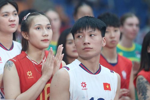 Đặng Thị Hồng xuất hiện trở lại, bất ngờ vị trí trên sân