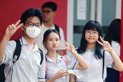 TPHCM đề xuất hỗ trợ 100% BHYT cho học sinh và người già