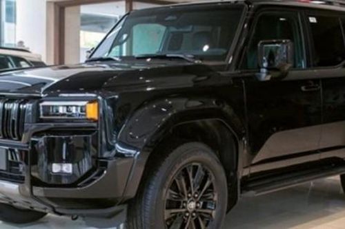 Toyota Land Cruiser Prado LC250 giảm giá lên đến 100 triệu đồng