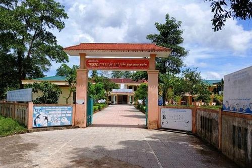 Vụ 40 học sinh ngộ độc: Hiệu trưởng, hiệu phó sắp bị kiểm tra