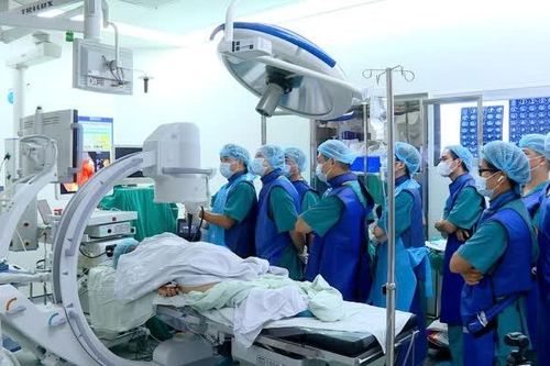 Nhận chuyển giao kỹ thuật cao về điều trị mật tụy