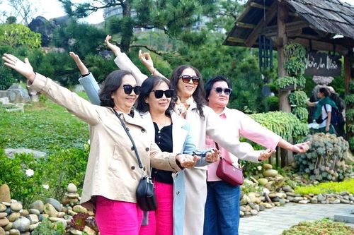 Nhiều hoạt động đặc sắc, hấp dẫn trong khuôn khổ Lễ hội Mùa Đông Sa Pa năm 2025 gắn với các sự kiện chào năm mới 2026
