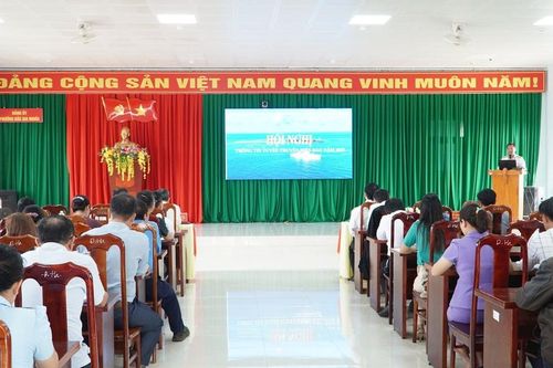 Tuyên truyền biển, đảo cho hơn 400 người dân phường Bắc Gia Nghĩa