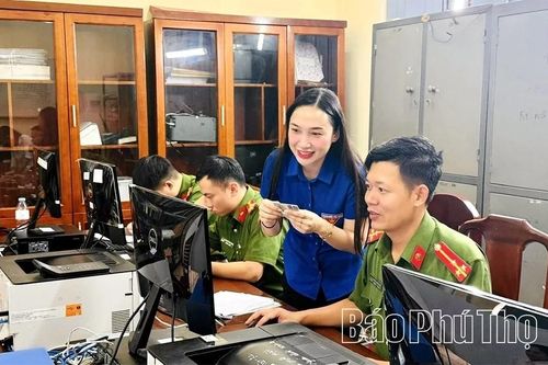 'Đầu tầu' tham gia chuyển đổi số