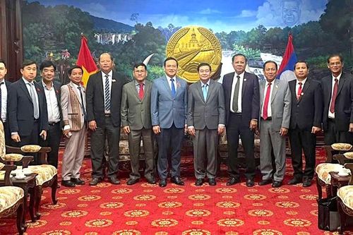 Thắt chặt tình hữu nghị giữa HĐND thành phố Huế và HĐND tỉnh Salavan