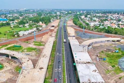 TP.HCM - Đồng Nai bắt tay mở đường lớn, tăng tốc vẽ diện mạo mới cho hạ tầng vùng