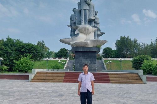 Chiều trên bến Âu Lâu