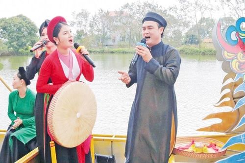 Mở rộng không gian diễn xướng để bảo tồn di sản văn hóa dân gian
