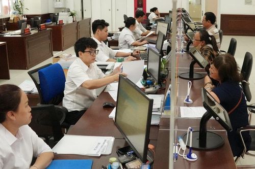 TP. Hồ Chí Minh: Khẩn trương giải quyết hồ sơ thủ tục hành chính trễ hạn
