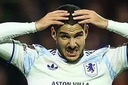 Đội hình 250 triệu Bảng của Aston Villa thua Go Ahead Eagles