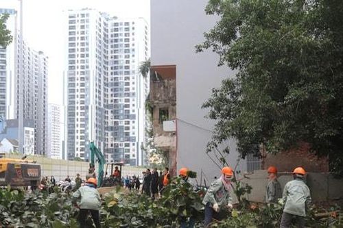 Vĩnh Tuy tiếp nhận mặt bằng thi công dự án kết nối đường qua chung cư 25 Lạc Trung