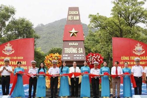 Khánh thành công trình mô hình cột mốc chủ quyền đảo Trường Sa tại Đà Nẵng