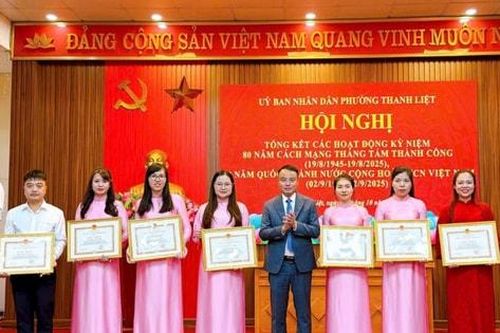 Phường Thanh Liệt: 84 tập thể, cá nhân được khen thưởng dịp 80 năm Cách mạng Tháng Tám và Quốc khánh 2-9