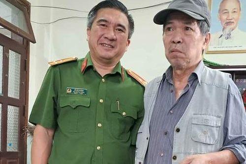'Công an là bạn dân'