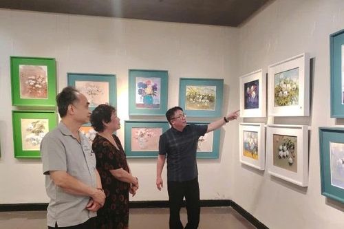 Họa sĩ Quỳnh Thơm và hành trình lan tỏa vẻ đẹp quê hương trong 'Sắc quê 7'