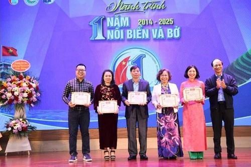 Kết nối những trái tim hướng về biển đảo Tổ quốc