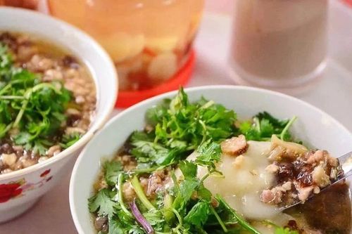 Dạo phố ngày gió mùa, thưởng thức 7 món nóng làm ấm lòng du khách