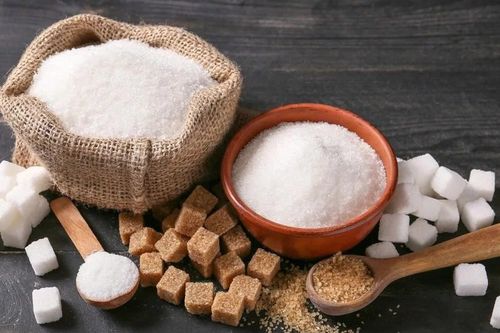 Đường trắng 'trợ thủ' đa năng trong căn bếp