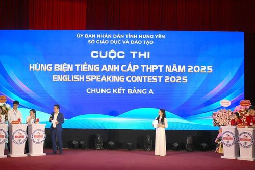 Sôi nổi cuộc thi Hùng biện tiếng Anh cấp THPT Hưng Yên năm 2025