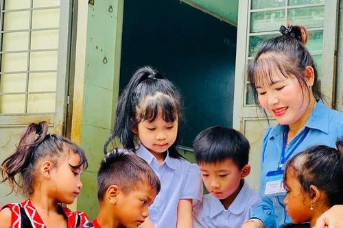 Kỳ vọng từ mái trường nội trú vùng biên