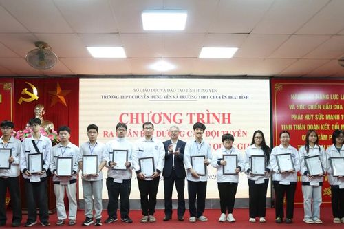 200 học sinh Hưng Yên tham gia bồi dưỡng đội tuyển thi học sinh giỏi quốc gia