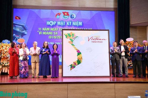 Hành trình 11 năm nối nghĩa tình đất liền và biển, đảo