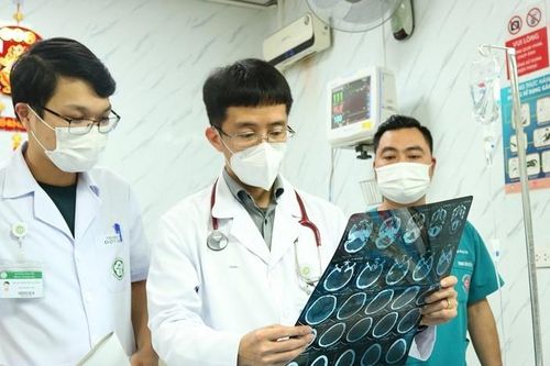 Nam bác sĩ nổi tiếng về lĩnh vực đột quỵ là ứng viên giáo sư năm 2025