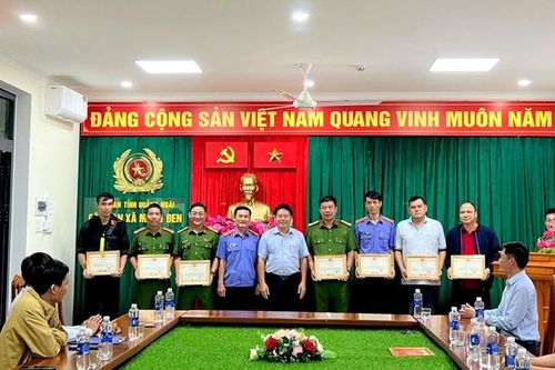 VKSND khu vực 10, tỉnh Quảng Ngãi được khen thưởng vì thành tích phòng chống ma túy