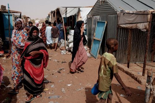 Nỗi đau khổ của 120.000 'trái tim xa xứ' tại trại tị nạn Mbera, Mauritania